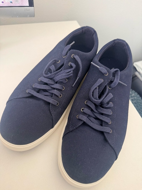 Cole Haan Man Navy Sneakers Size 10M - Picture 2 of 3